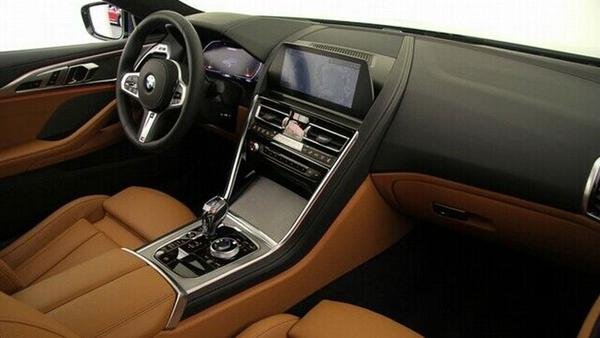 M850i - Image 6