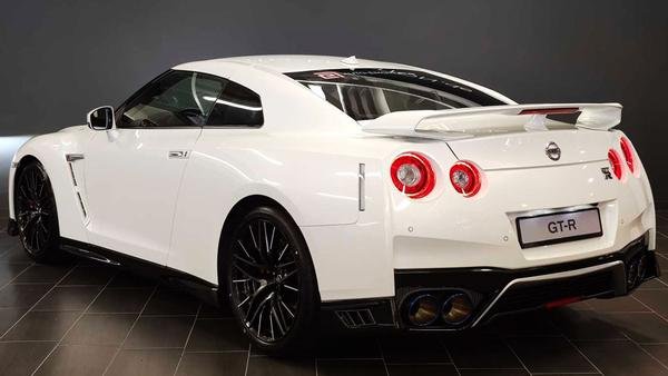 GT-R Prestige Edition - Image 2