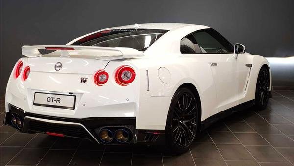 GT-R Prestige Edition - Image 3