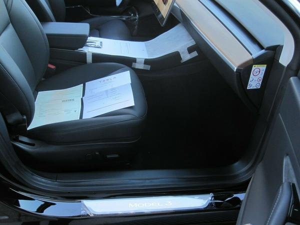 MODEL 3 - Image 11