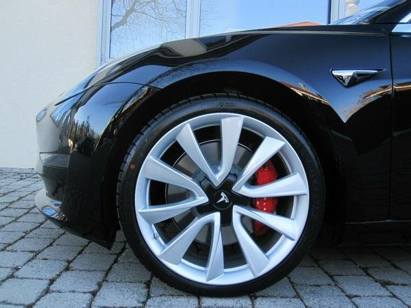 MODEL 3 - Image 10