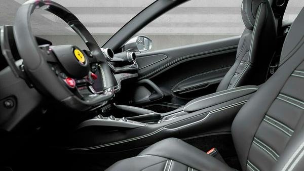 GTC4LussoT V8-SAGGIO-Lift - Image 3