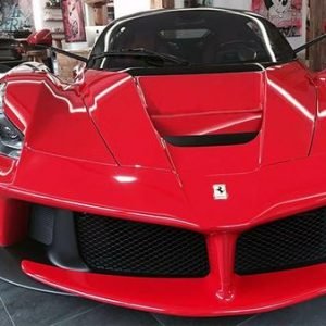 LA FERRARI