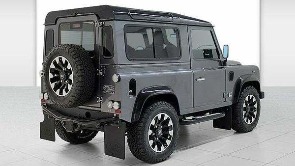 Defender Works V8 70TH EDITION - Image 2