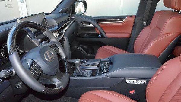 LX570 SPORT - Image 6