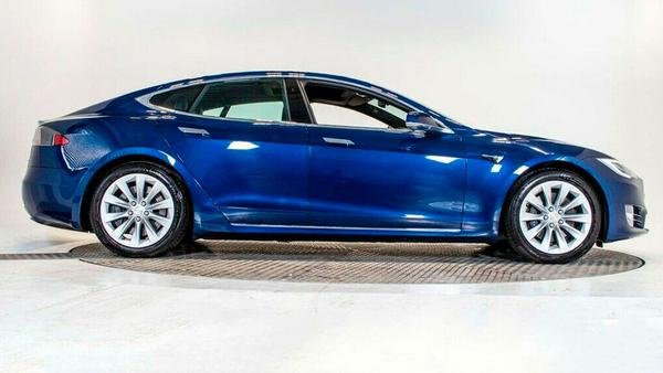 Model S 100 D Performance Ludicrous - Image 3