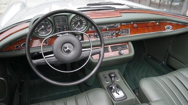 280 SE 3.5 Cabriolet - Image 6