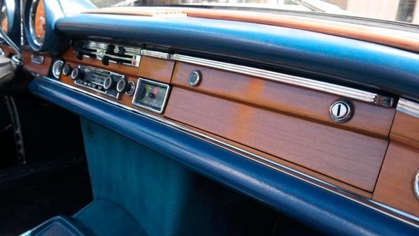 280 SE 3.5 Cabriolet - Image 7